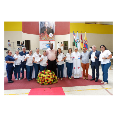 Colaboradores claretianos reconocidos por su gran labor continua en el colegio.